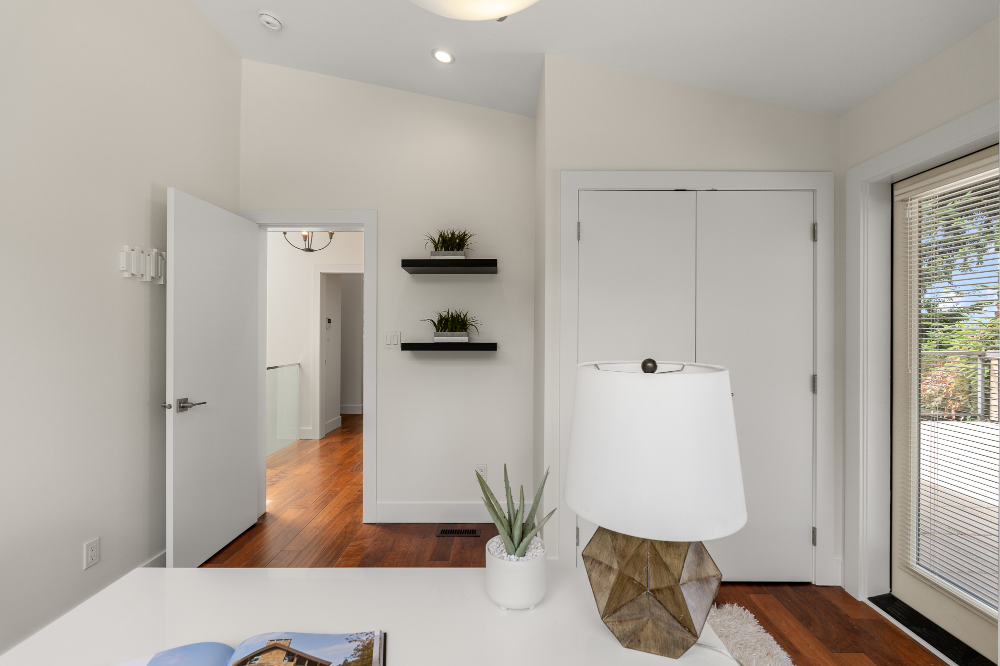 6528 Marine Drive